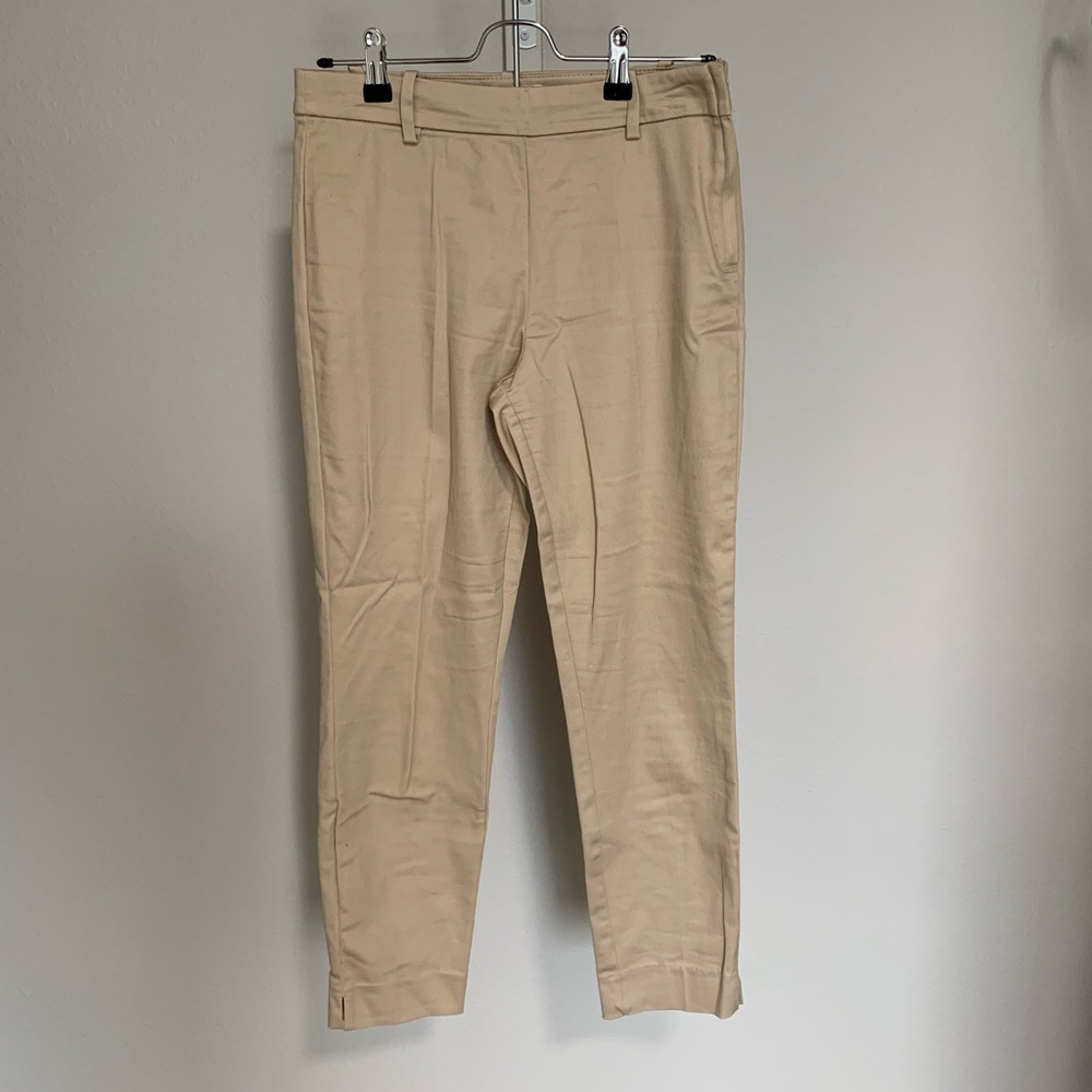 H&M Cropped Capri Skinny Khaki Dress Pants - Picture 8 of 9